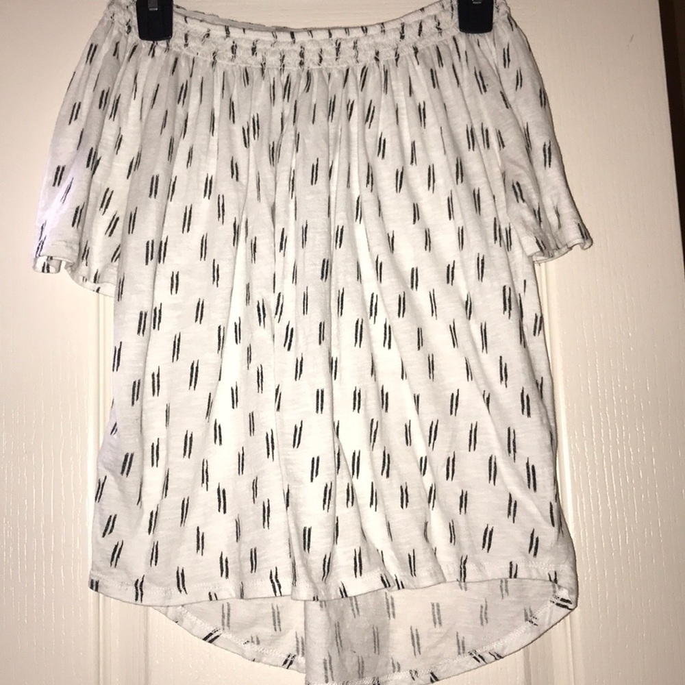 off the shoulder women’s shirt